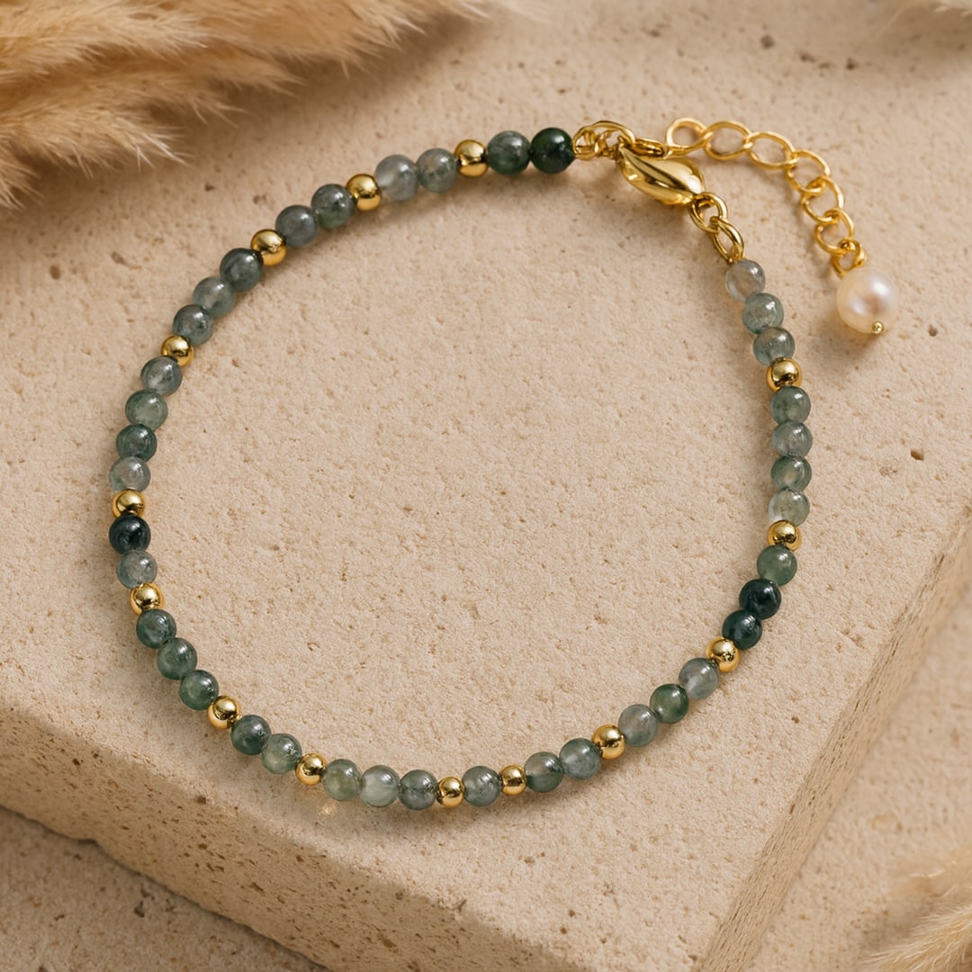 Edles Armband aus feinen Natursteinen