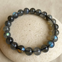 Armband „Schutzschild“ aus Labradorit 4