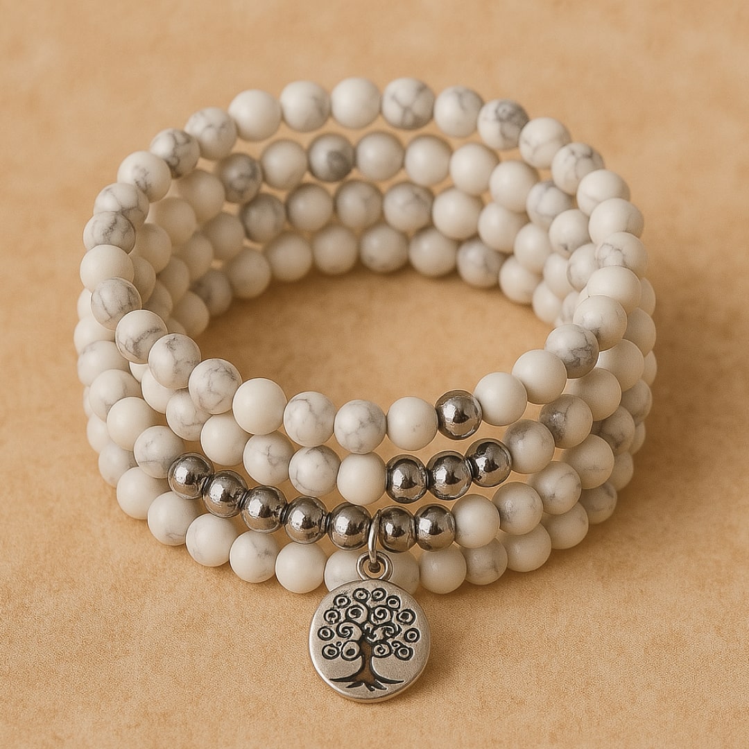 "Mala-Armband 'Weibliche Sanftheit' aus Howlith"