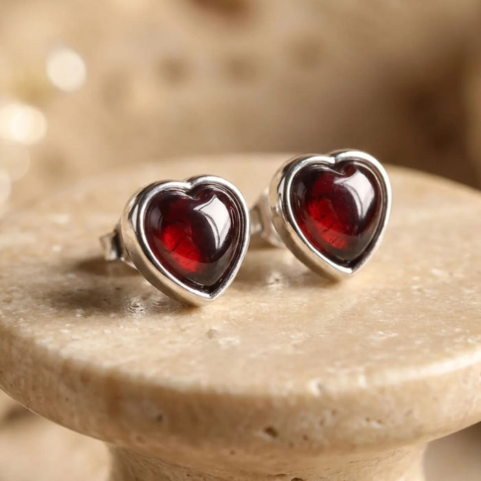 "Passion Heart" Earrings in Garnet & Silver Metal