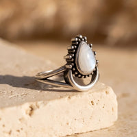 Bague « Intuitive Moon » en Pierre de Lune 3