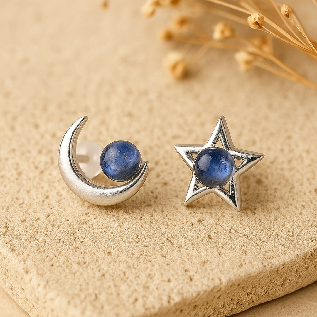 "Lunar Star" Earrings in Labradorite & Silver Metal
