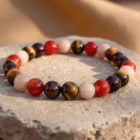 Bracelet « Chance et Joie » en œil de tigre, pierre de soleil, cornaline et grenat 3