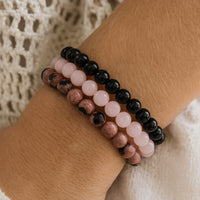 Trio de bracelets « Paix et Équilibre » en onyx, quartz rose et rhodonite 4