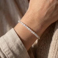 Armband aus 4mm feinen Steinperlen 4