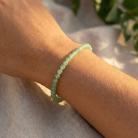 Armband aus 4mm feinen Steinperlen 8