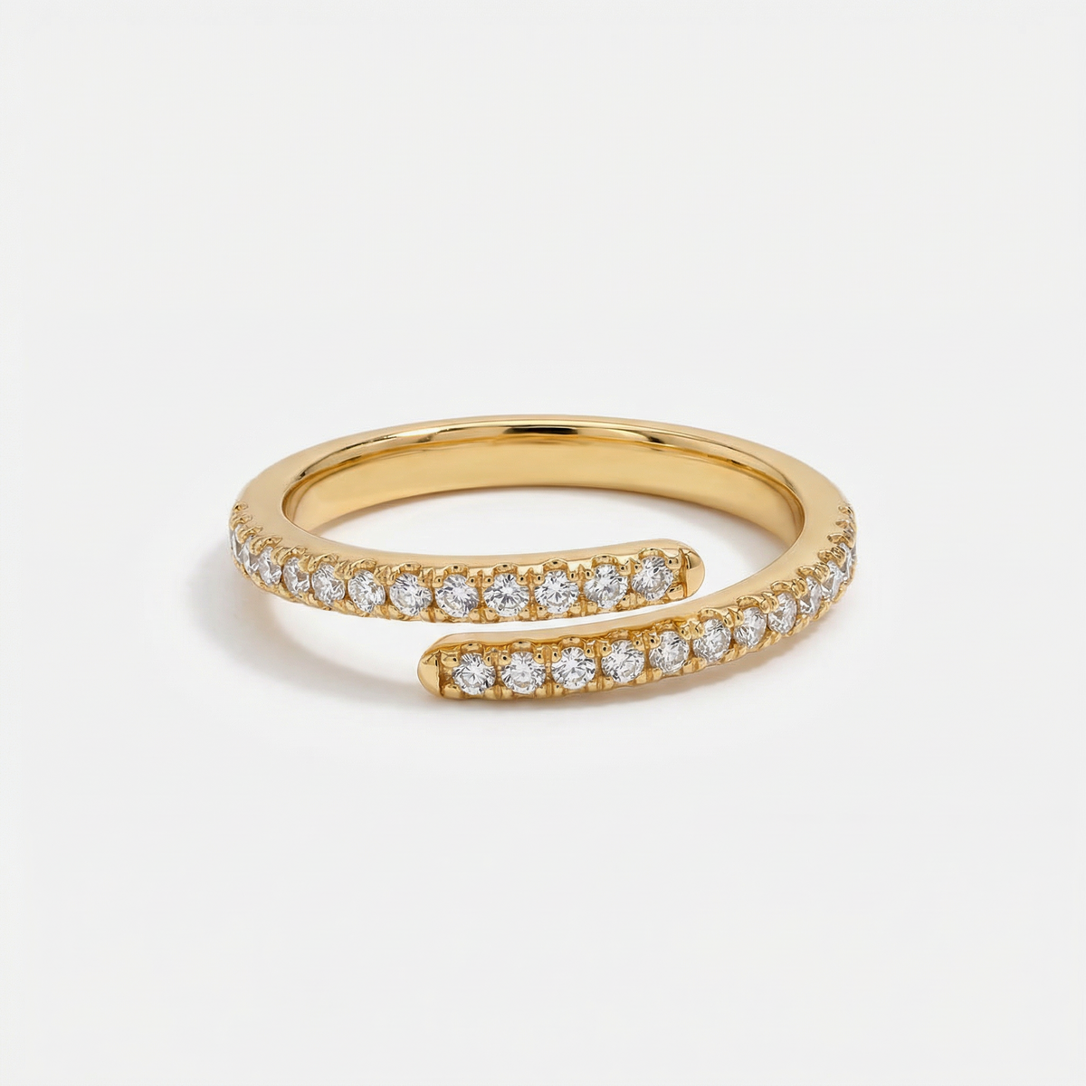 Luvéra Ring